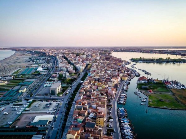 appartamento in vendita a Chioggia in zona Sottomarina