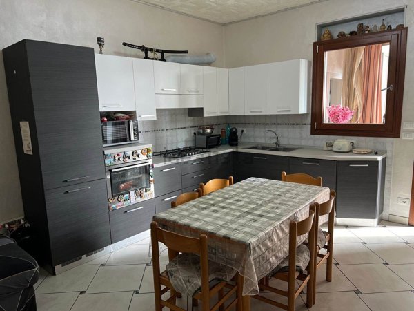 appartamento in vendita a Chioggia in zona Sottomarina