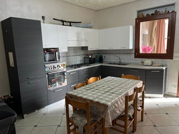 appartamento in vendita a Chioggia in zona Sottomarina