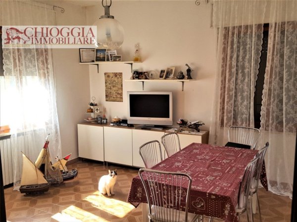 casa indipendente in vendita a Chioggia in zona Cavanella d'Adige