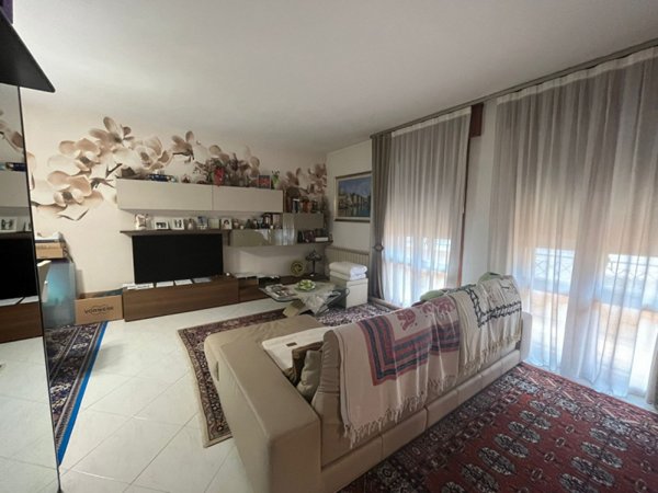 casa indipendente in vendita a Chioggia in zona Sottomarina