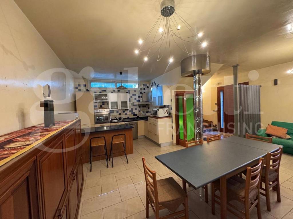 casa indipendente in vendita a Chioggia in zona Sant'Anna di Chioggia