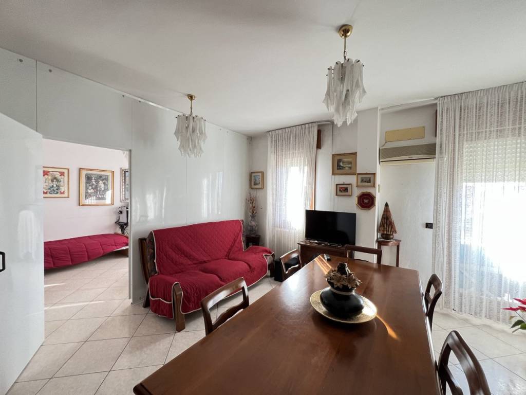 appartamento in vendita a Chioggia in zona Sottomarina