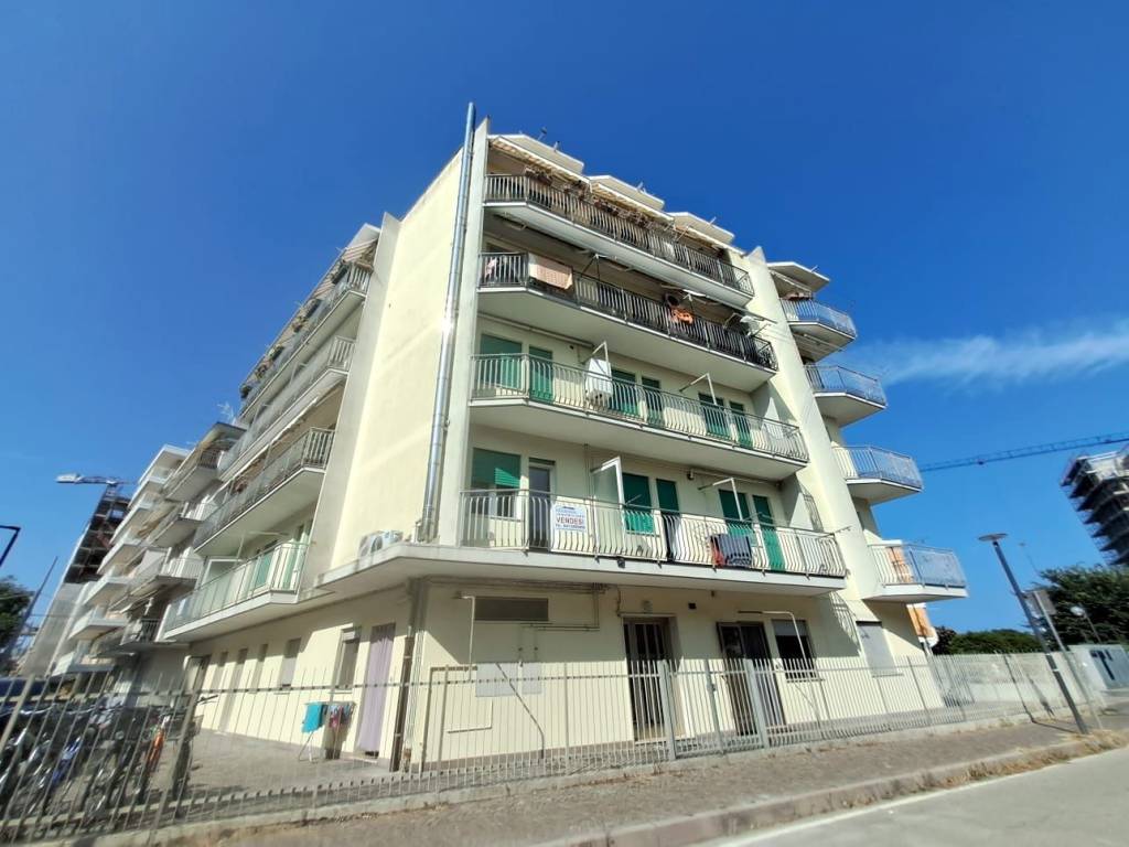 appartamento in vendita a Chioggia in zona Sottomarina