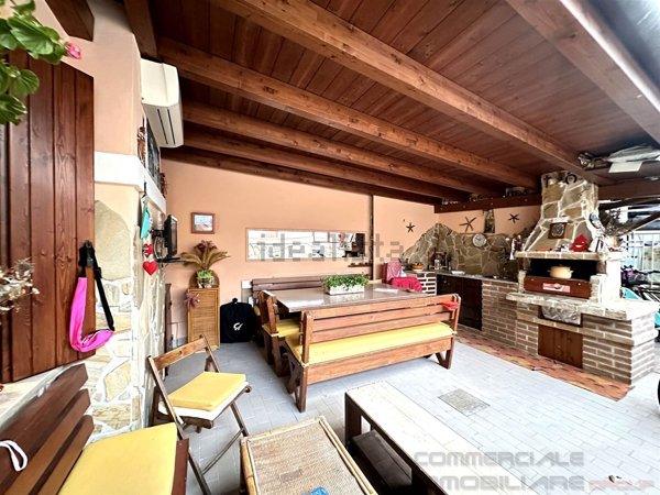 casa indipendente in vendita a Chioggia in zona Sottomarina