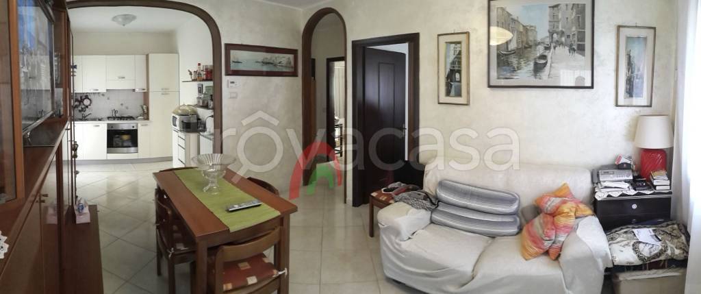 casa indipendente in vendita a Chioggia in zona Sottomarina