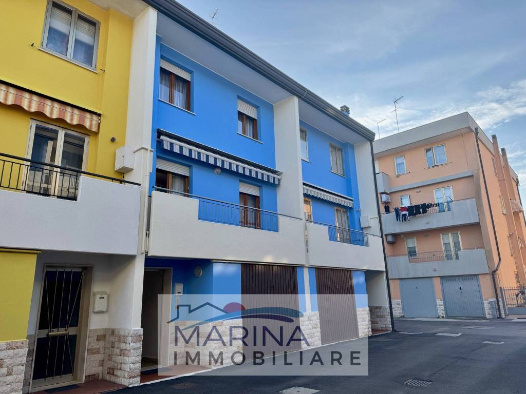 casa indipendente in vendita a Chioggia in zona Sottomarina