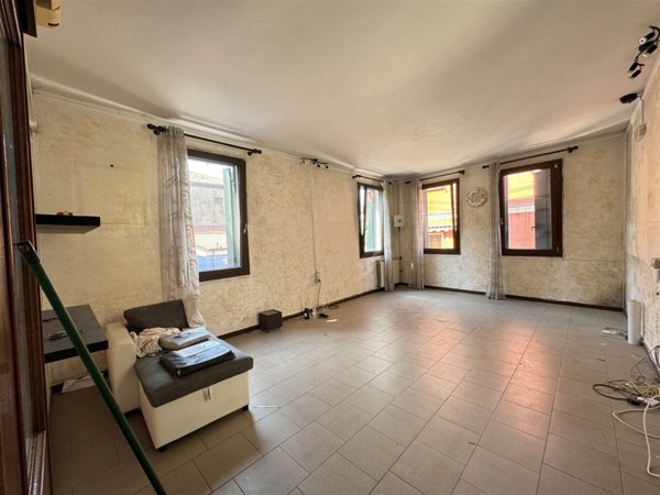 casa indipendente in vendita a Chioggia in zona Sottomarina