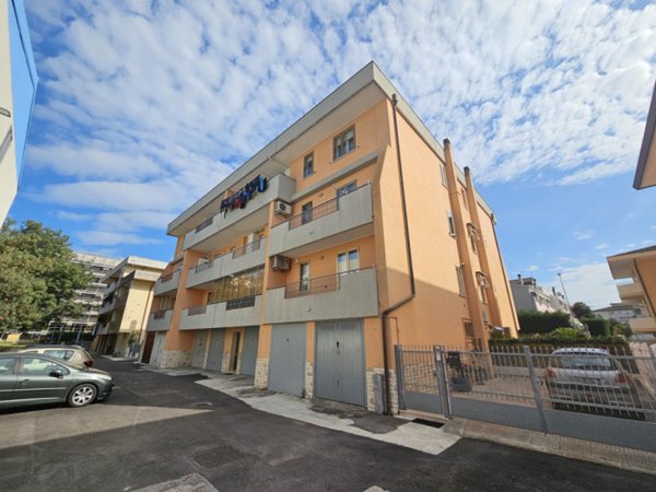 appartamento in vendita a Chioggia in zona Sottomarina