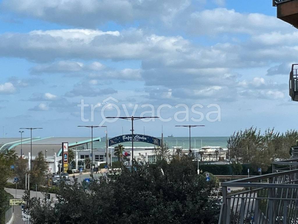 appartamento in vendita a Chioggia in zona Sottomarina