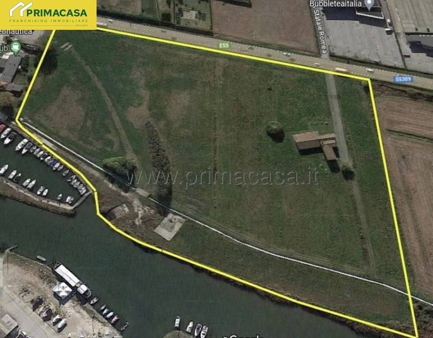 intera palazzina in vendita a Chioggia in zona Cavanella d'Adige