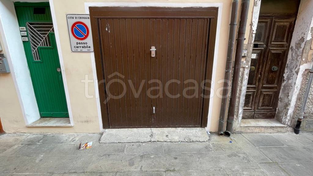 locale di sgombero in vendita a Chioggia