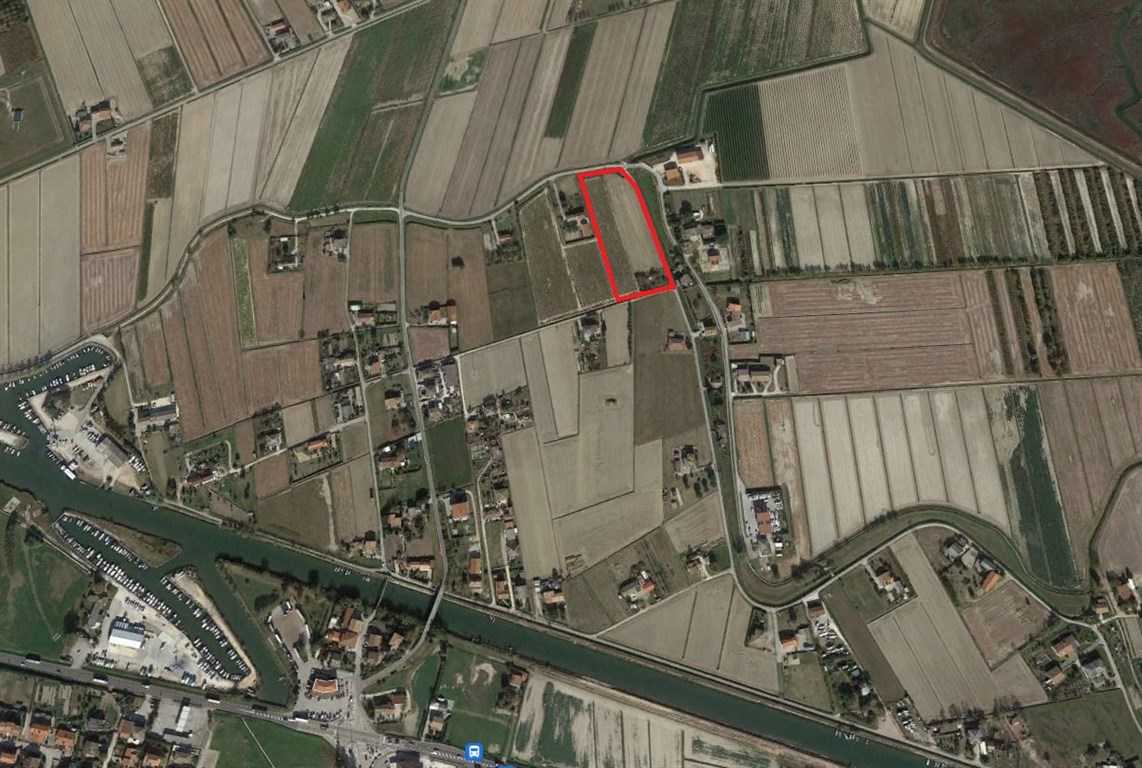 terreno edificabile in vendita a Chioggia in zona Valli