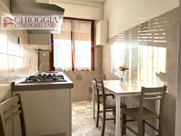 appartamento in vendita a Chioggia in zona Sottomarina