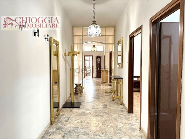 appartamento in vendita a Chioggia in zona Sottomarina