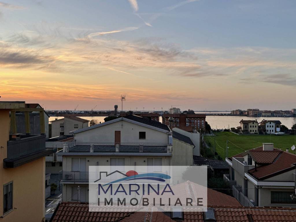 appartamento in vendita a Chioggia in zona Sottomarina