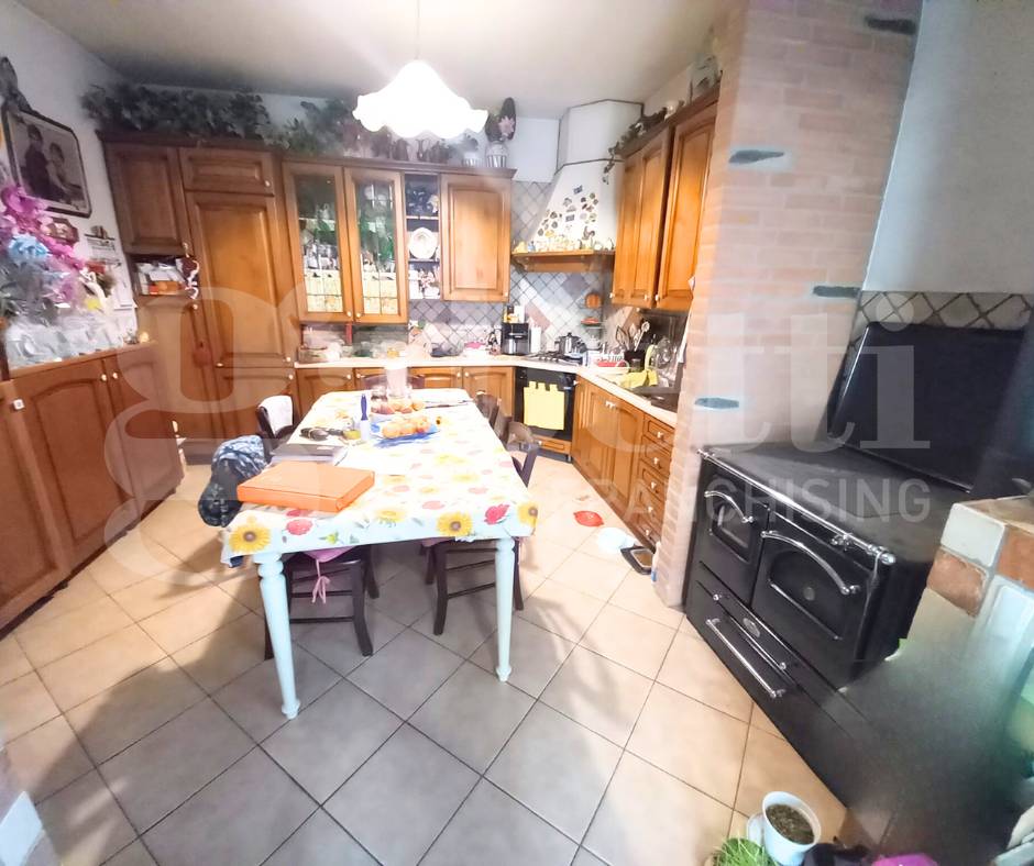 casa indipendente in vendita a Chioggia in zona Sottomarina
