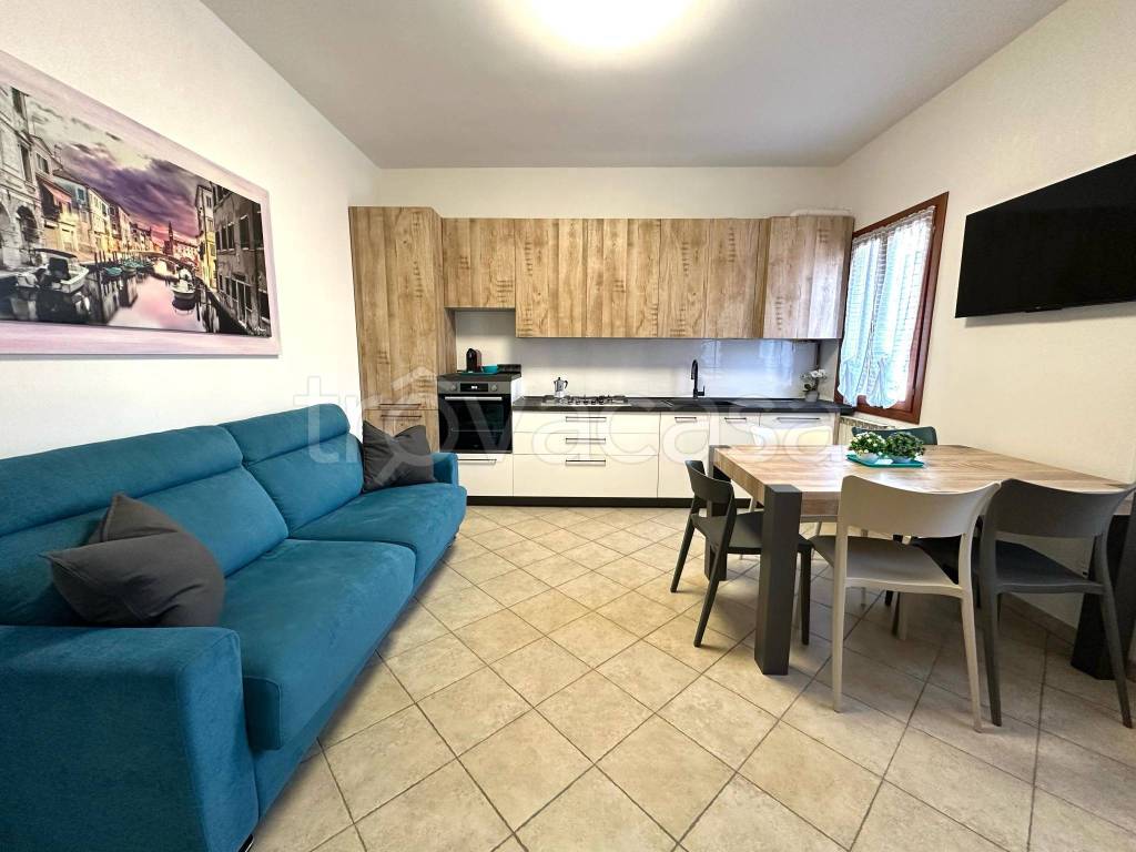 appartamento in vendita a Chioggia in zona Sottomarina