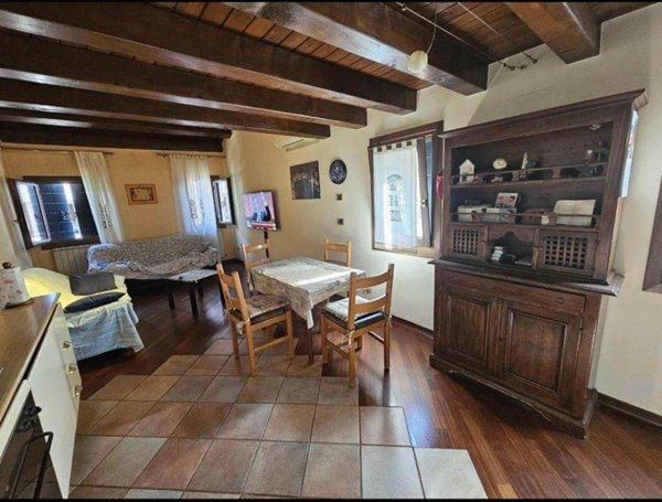 casa indipendente in vendita a Chioggia