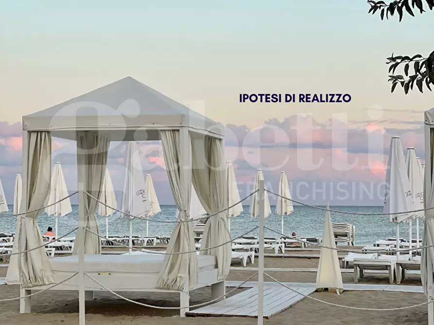 negozio in vendita a Chioggia in zona Sottomarina