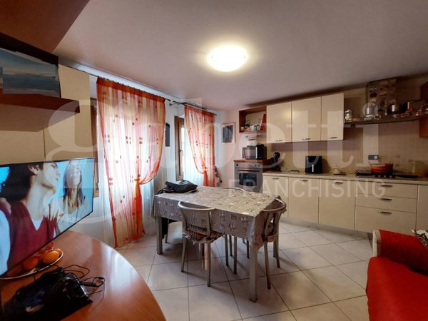 appartamento in vendita a Chioggia in zona Sottomarina