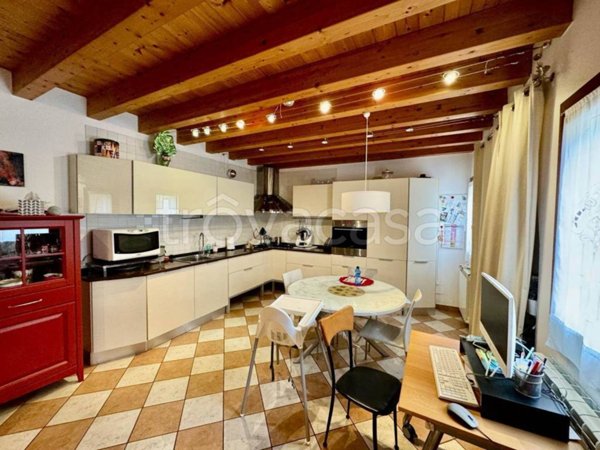 casa indipendente in vendita a Chioggia in zona Sottomarina