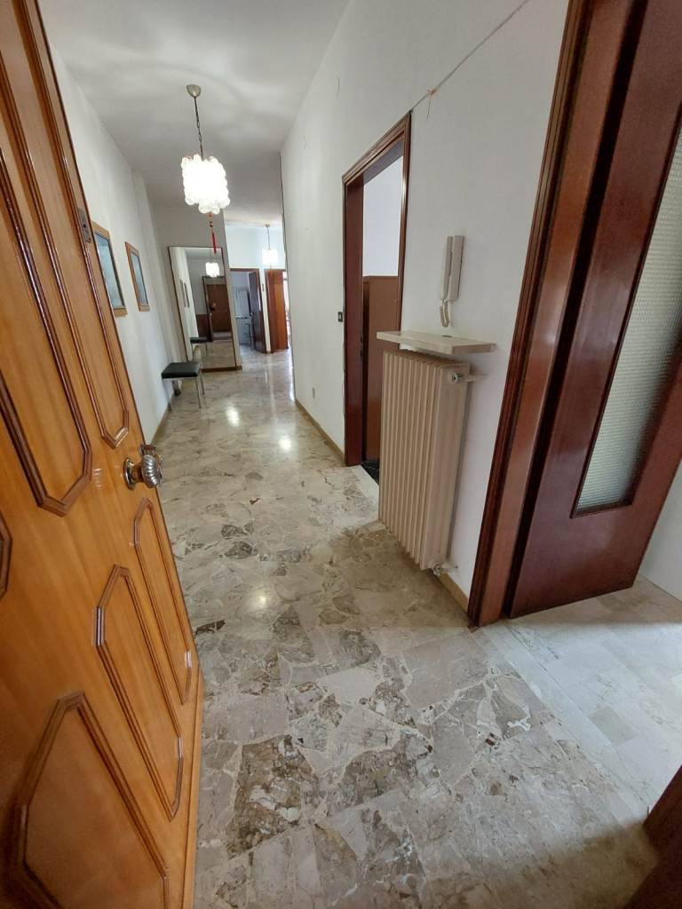 appartamento in vendita a Chioggia in zona Sottomarina
