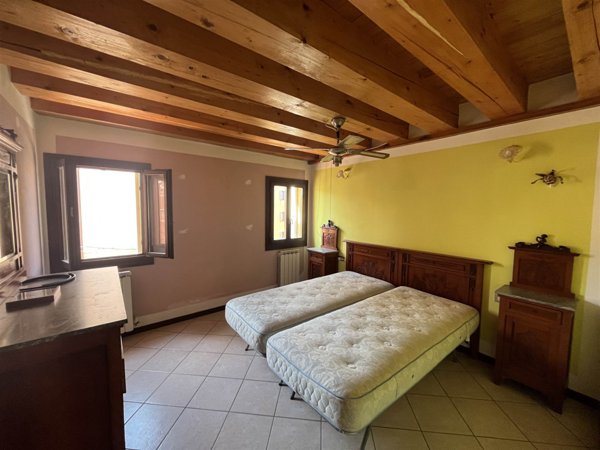 casa indipendente in vendita a Chioggia in zona Sottomarina