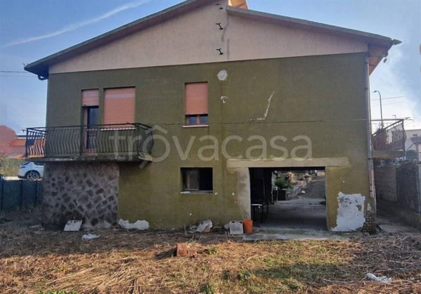 casa indipendente in vendita a Chioggia in zona Sottomarina