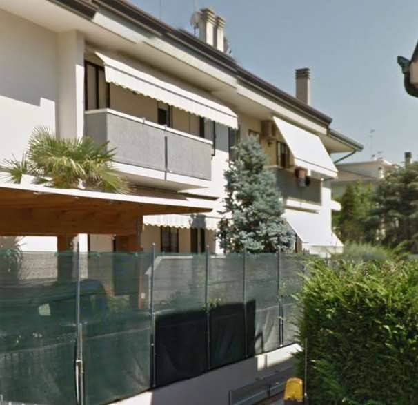 casa indipendente in vendita a Chioggia in zona Sottomarina