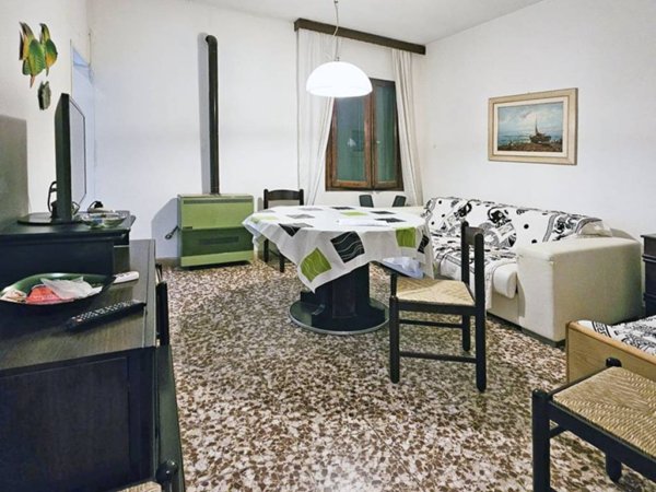 appartamento in vendita a Chioggia in zona Sottomarina