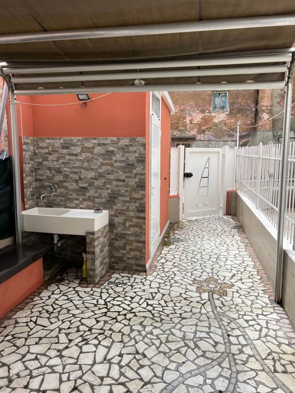 casa indipendente in vendita a Chioggia in zona Sottomarina