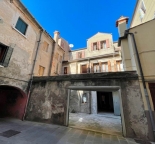 casa indipendente in vendita a Chioggia in zona Sottomarina
