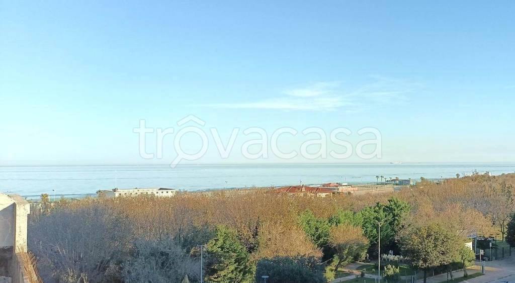 appartamento in vendita a Chioggia in zona Sottomarina