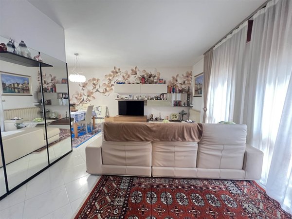 casa indipendente in vendita a Chioggia in zona Sottomarina