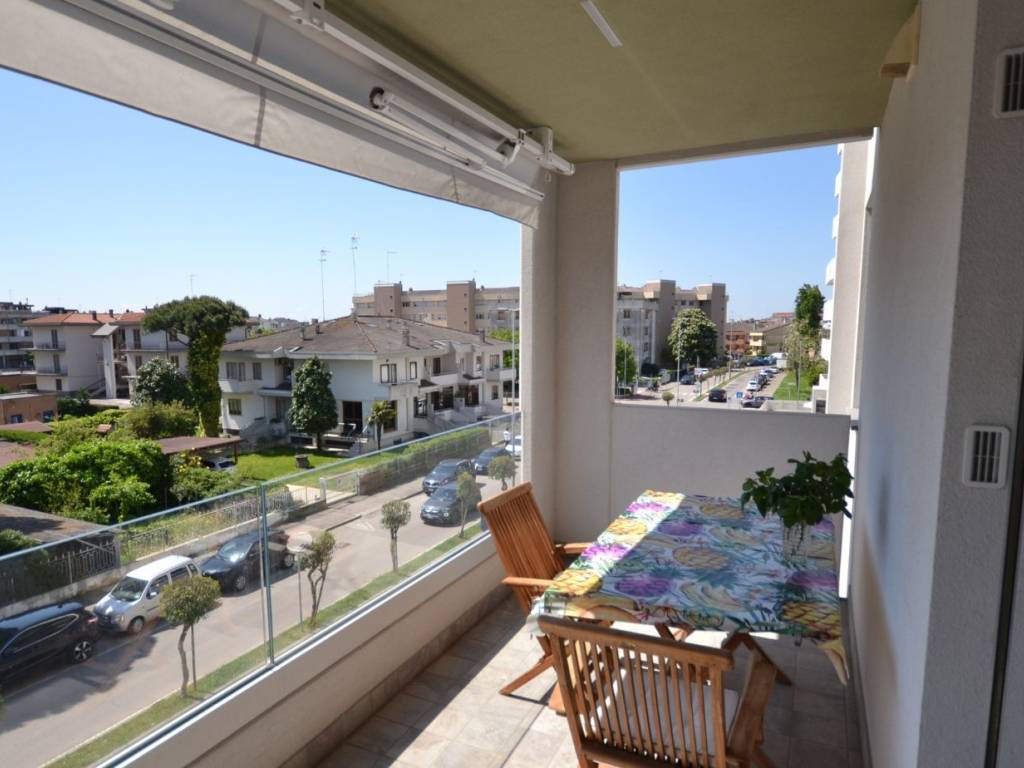appartamento in vendita a Chioggia in zona Sottomarina