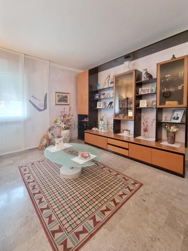 appartamento in vendita a Chioggia in zona Sottomarina