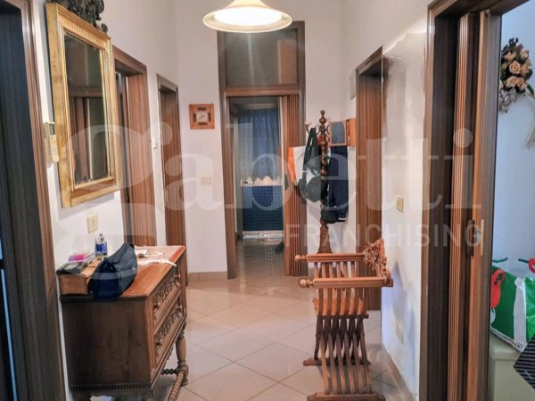 casa indipendente in vendita a Chioggia in zona Sottomarina
