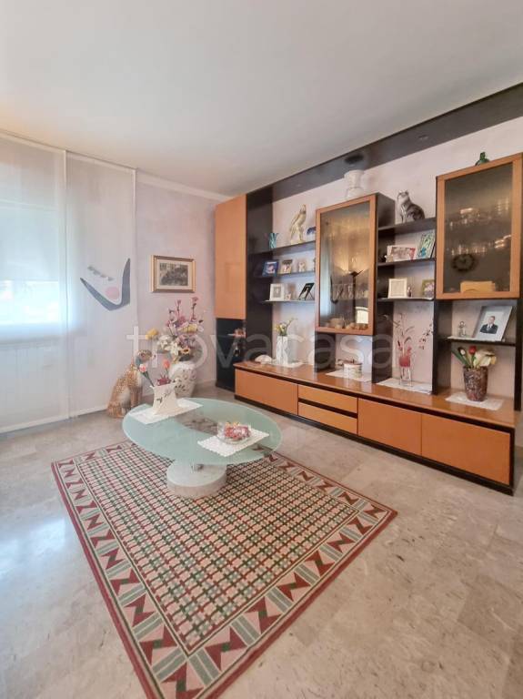 appartamento in vendita a Chioggia in zona Sottomarina
