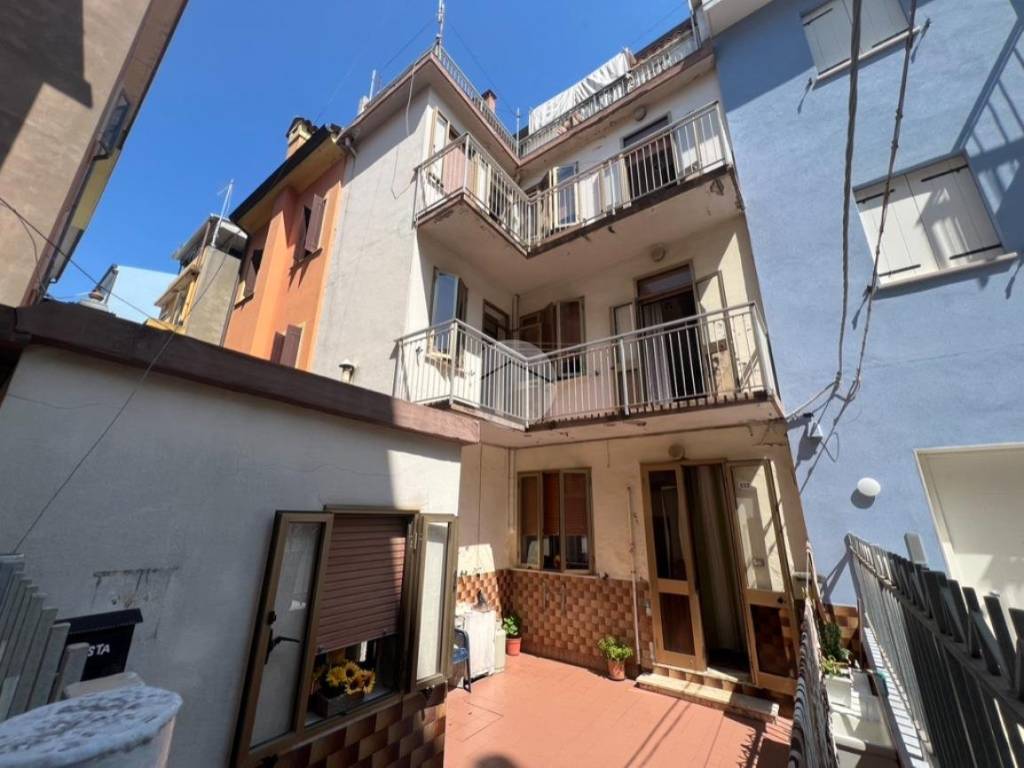 casa indipendente in vendita a Chioggia in zona Sottomarina
