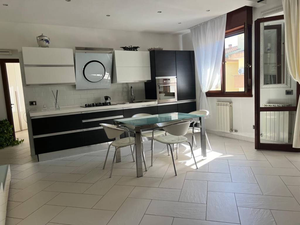 appartamento in vendita a Chioggia in zona Sottomarina