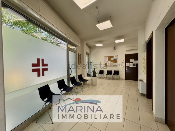 locale commerciale in vendita a Chioggia in zona Sottomarina