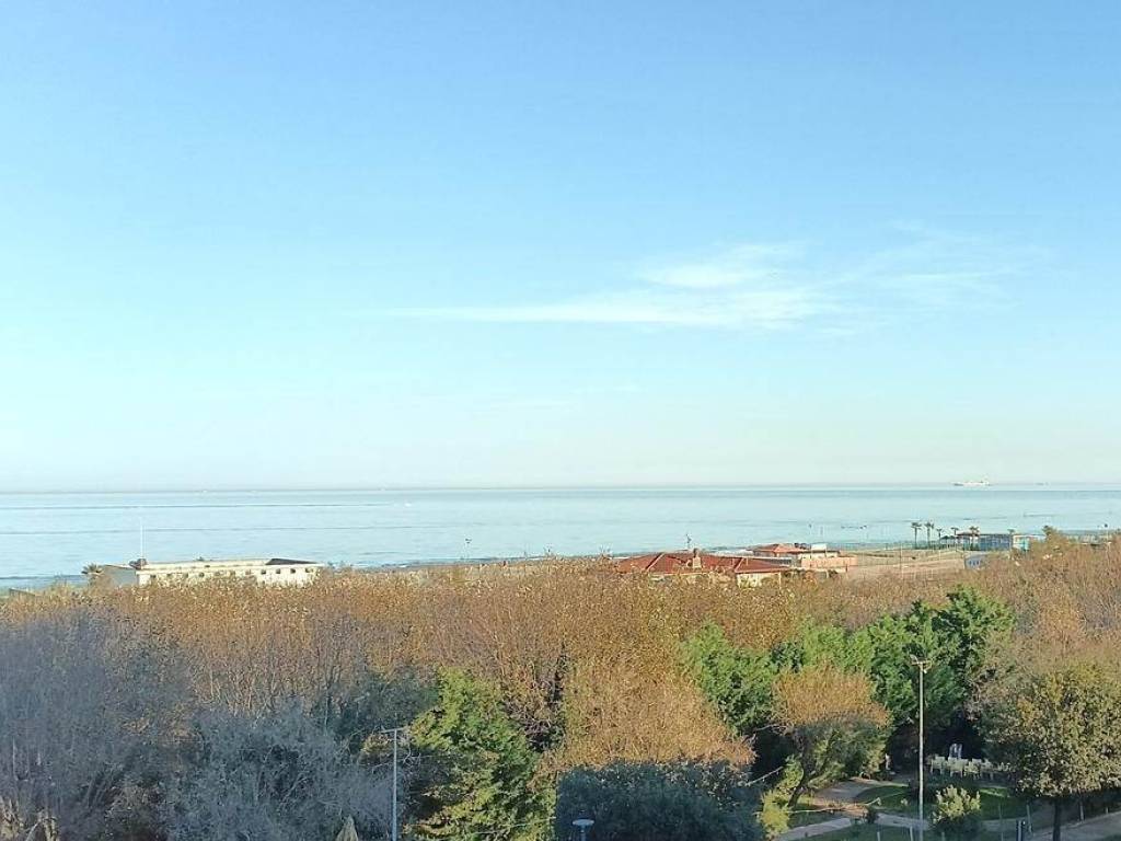appartamento in vendita a Chioggia in zona Sottomarina