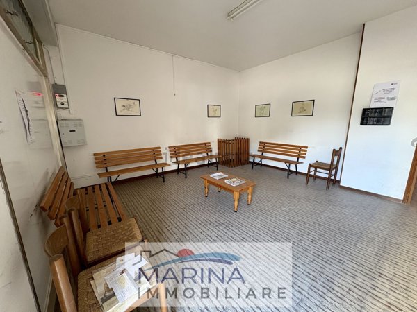 locale commerciale in vendita a Chioggia in zona Sottomarina