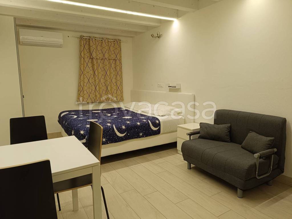 casa indipendente in vendita a Chioggia in zona Sottomarina