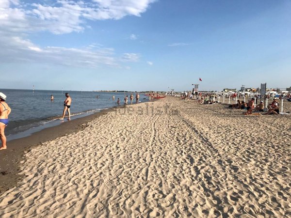 casa indipendente in vendita a Chioggia in zona Sottomarina