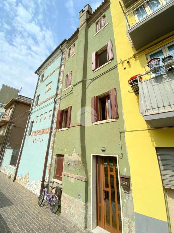 casa indipendente in vendita a Chioggia in zona Sottomarina