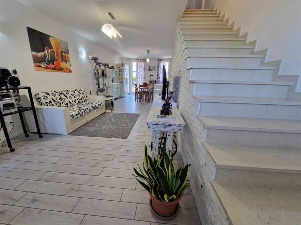casa indipendente in vendita a Chioggia in zona Sottomarina