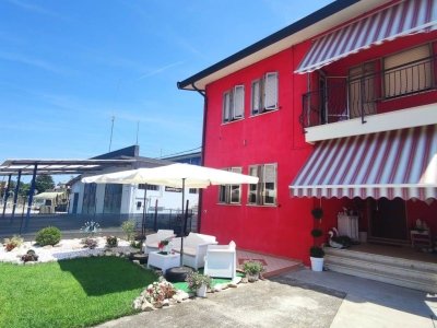 casa indipendente in vendita a Chioggia in zona Sant'Anna di Chioggia