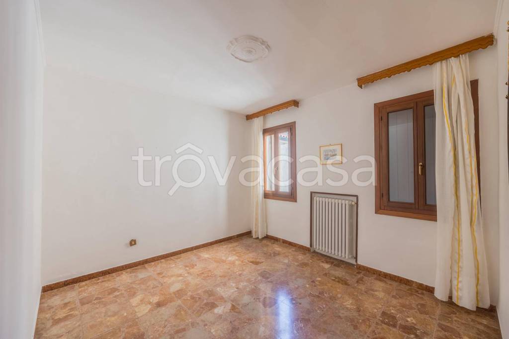 casa indipendente in vendita a Chioggia
